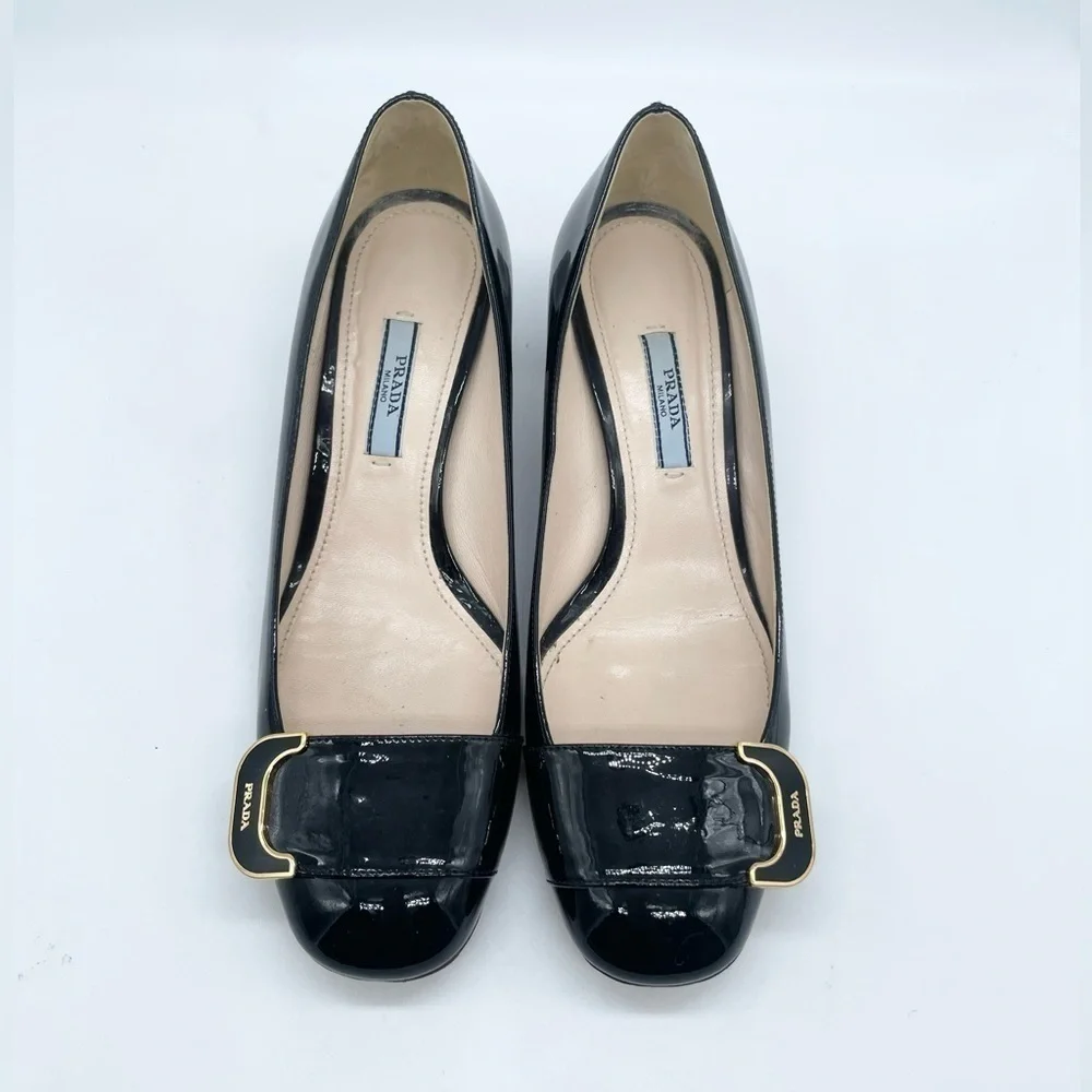 Prada Black Patent leather logo embellished block heel pumps EU37